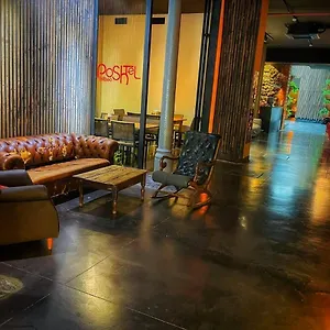 Hostal Poshtel - Premium Bilbao